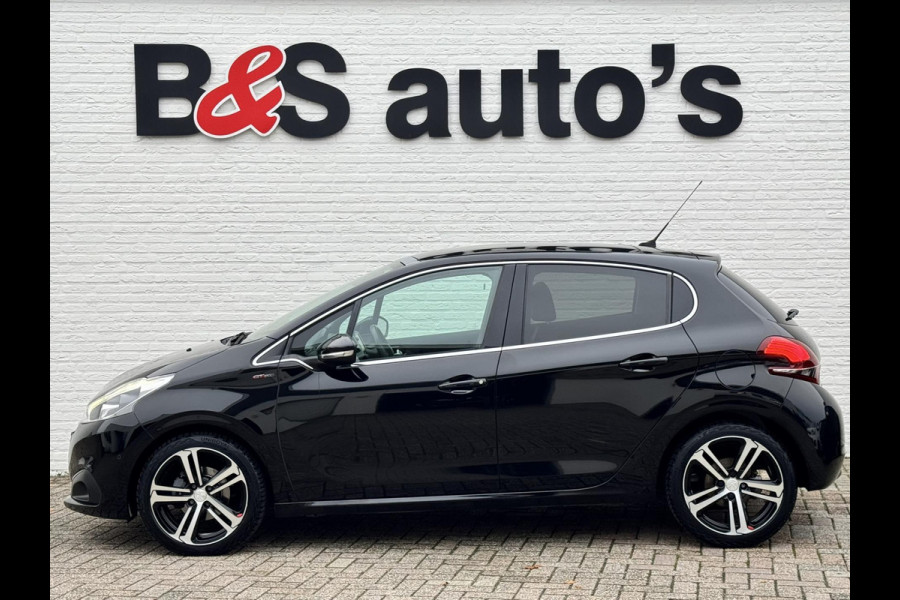 Peugeot 208 1.2 PureTech GT-line Parkeersensor plus achteruitrij camera Cruise Control Sportstoelen Apple / Android Carplay