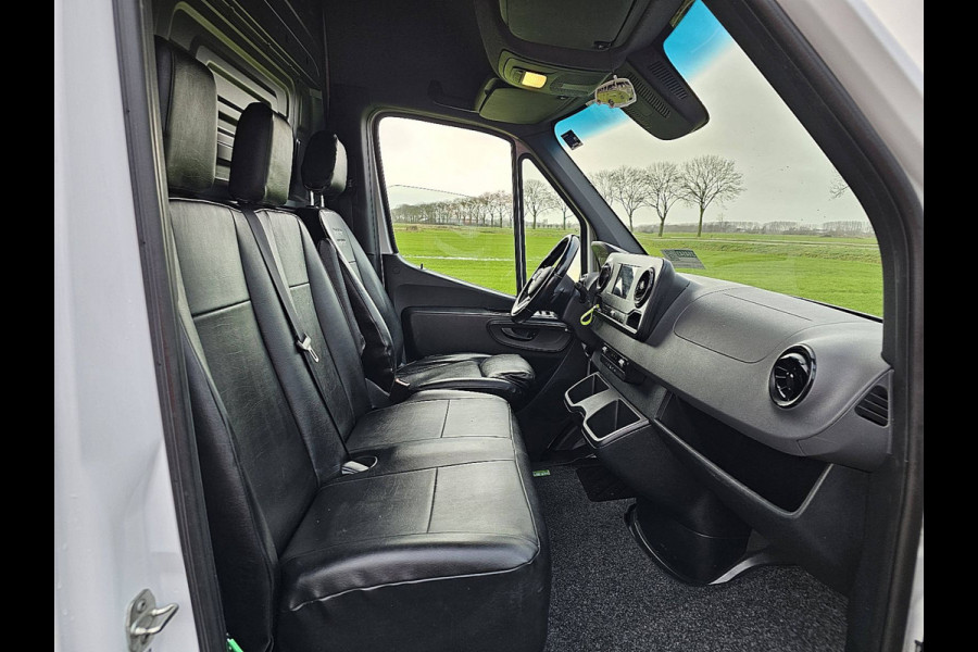 Mercedes-Benz Sprinter 516 2.2 CDI L3H2 automaat, airco, navi, mbux, 131 dkm.