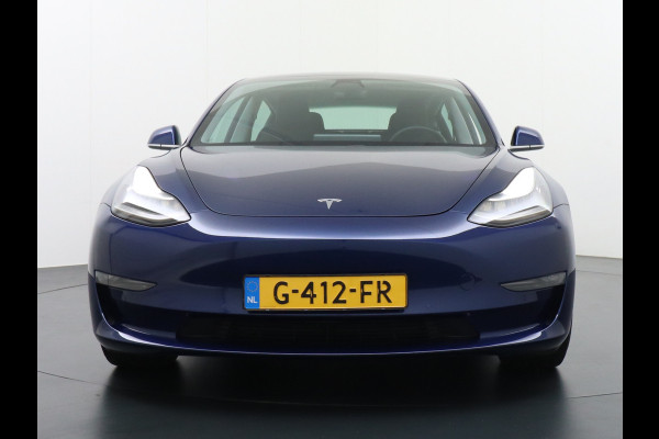 Tesla Model 3 Performance AWD 513pk 0-100 3,4 sec. 20" FSD-vb. AutoPilot Carbon Spoiler Premium-HiFi Pano.dak Camera Leer Adaptive-Cruise+Stop 4wd Rode Remklauwen Carbon-Spoiler Premium Audio Veel grip door 4WD vierwielaandrijving.  Origineel Nederlandse auto ! 1e eigenaar 69250 nieuw