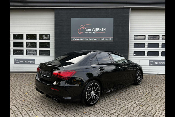 Mercedes-Benz A-Klasse AMG 35 4MATIC PANORAMADAK BOM VOL OPTIES