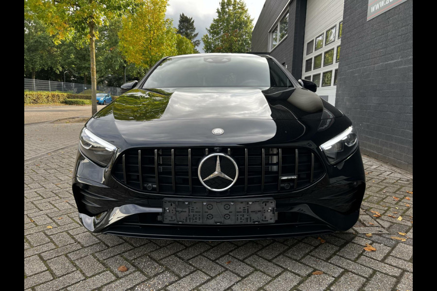 Mercedes-Benz A-Klasse AMG 35 4MATIC PANORAMADAK BOM VOL OPTIES