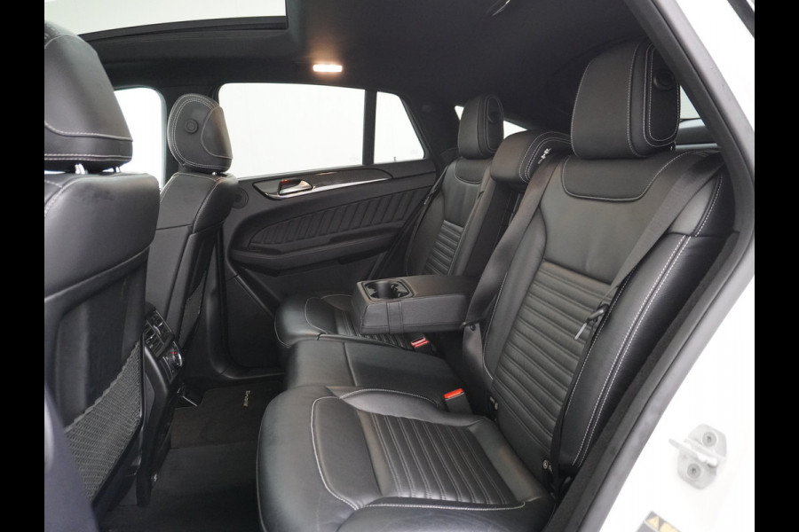 Mercedes-Benz GLE Coupé 450 AMG 4MATIC 368pk AUT-9 Leer 360-Camera (Airmatic+ADS)Luchtvering Panorama Glasdak Park-Assist PDC-a+v Elektr.-SportSt. Treeplanken Connected services A-klep automatisch Adaptief Dempers/ads Bordherkenn. Voetgangersbescherm AWD 4x4 LED-v+a Bots herkenning systeem Achteropkomend verkeer waarschuwing 123.000 nieuw!  3.500KG (!!) Trekvermogen!