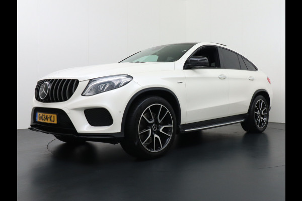 Mercedes-Benz GLE Coupé 450 AMG 4MATIC 368pk AUT-9 Leer 360-Camera (Airmatic+ADS)Luchtvering Panorama Glasdak Park-Assist PDC-a+v Elektr.-SportSt. Treeplanken Connected services A-klep automatisch Adaptief Dempers/ads Bordherkenn. Voetgangersbescherm AWD 4x4 LED-v+a Bots herkenning systeem Achteropkomend verkeer waarschuwing 123.000 nieuw!  3.500KG (!!) Trekvermogen!