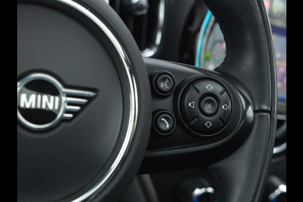 MINI Countryman Cooper SE ALL4 - Chili - Pano - Active Cruise Control - Harman Kardon