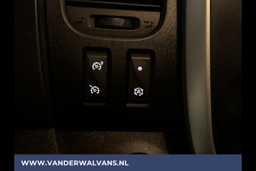 Renault Trafic 2.0 dCi 120pk L2H1 Euro6 Airco | LED | Navigatie | Imperiaal | Trekhaak | Cruisecontrol Parkeersensoren, Bijrijdersbank