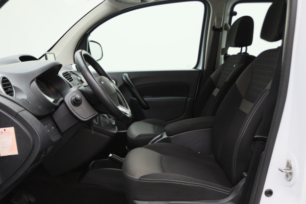 Renault Kangoo Family 1.2 TCe Automaat 5-Persoons, Climate, Cruise, Navigatie, PDC, Bluetooth, Elektr. Pakket, 15''