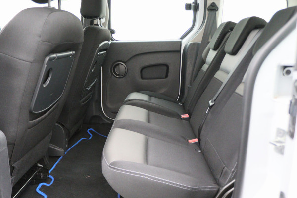 Renault Kangoo Family 1.2 TCe Automaat 5-Persoons, Climate, Cruise, Navigatie, PDC, Bluetooth, Elektr. Pakket, 15''