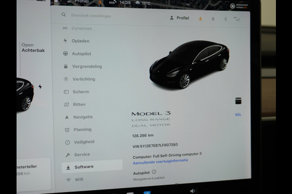 Tesla Model 3 Long Range 75kWh 463PK Full Self Driving 3 computer FSD v.b. Lmv 19" Premium-Audio 4wd Dual Motor AutoPilot Panoramadak Camera's Stoel en achterbank verwarming Keyless Electr.Stoelen-L+R+Easyaccess 1e Maand Gratis Premium Connectivity! Origineel Nederlandse auto! Grip en veiligheid door 4wd AWD vierwielaandrijving