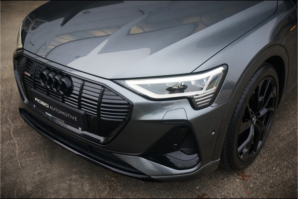 Audi e-tron e-tron 50 quattro Launch edition Black 71 kWh | S-Line | Panoramadak | Memory Seats | Trekhaak | Luchtvering | Adaptive Cruise Control | Camera | Keyless | Matrix LED | Leder | Stoelverwarming | NAP | BTW