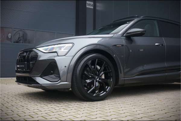 Audi e-tron e-tron 50 quattro Launch edition Black 71 kWh | S-Line | Panoramadak | Memory Seats | Trekhaak | Luchtvering | Adaptive Cruise Control | Camera | Keyless | Matrix LED | Leder | Stoelverwarming | NAP | BTW