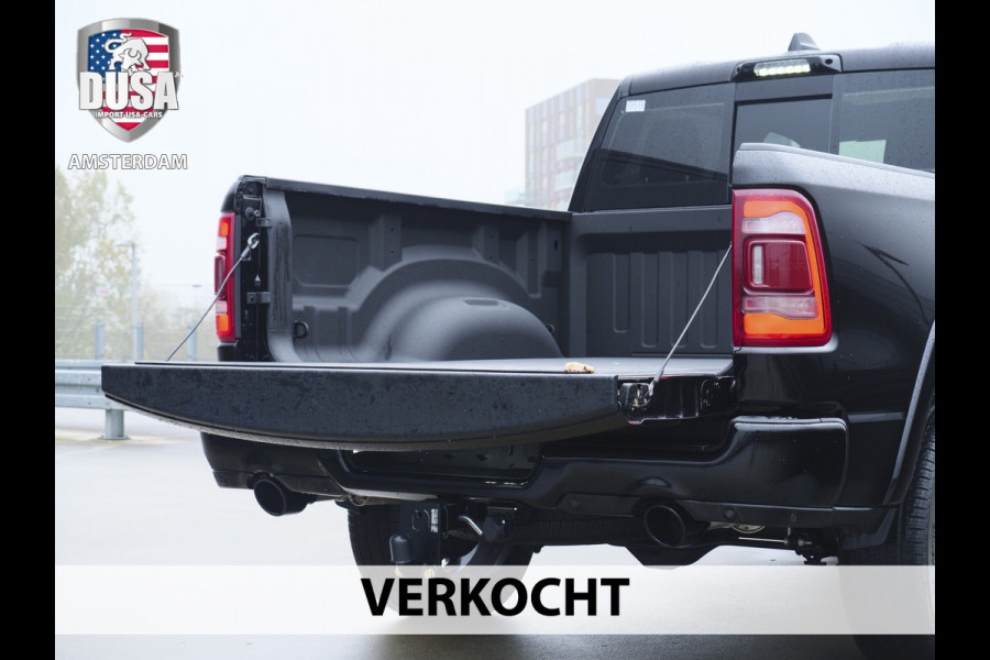 Dodge Ram 1500 | Longhorn Night | Final V8 Edition | 4x4 | Crew Cab | 5.7 HEMI V8 | Niveau Regeling | Two-tone Saddle | Getoonde accessoires zijn verkrijgbaar tegen meerprijs