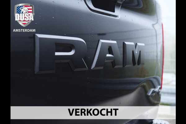 Dodge Ram 1500 | Longhorn Night | Final V8 Edition | 4x4 | Crew Cab | 5.7 HEMI V8 | Niveau Regeling | Two-tone Saddle | Getoonde accessoires zijn verkrijgbaar tegen meerprijs