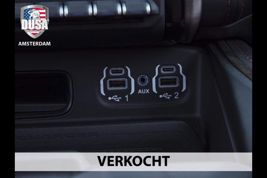 Dodge Ram 1500 | Longhorn Night | Final V8 Edition | 4x4 | Crew Cab | 5.7 HEMI V8 | Niveau Regeling | Two-tone Saddle | Getoonde accessoires zijn verkrijgbaar tegen meerprijs