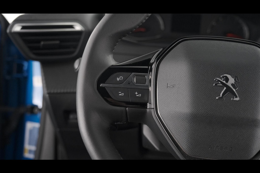 Peugeot 2008 PureTech 100 Allure | Navigatie | Parkeersensoren | Climate Control | Apple Carplay