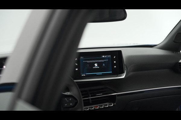 Peugeot 2008 PureTech 100 Allure | Navigatie | Parkeersensoren | Climate Control | Apple Carplay