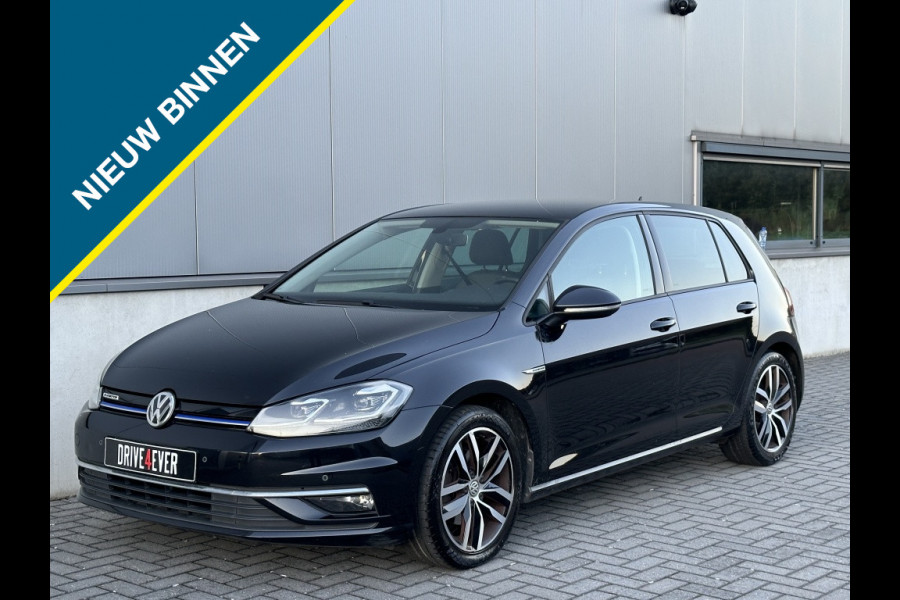 Volkswagen Golf 1.5 TSI Highline DSG M2019 NAVI ACC ECC PDC LED APPLE CARPLAY