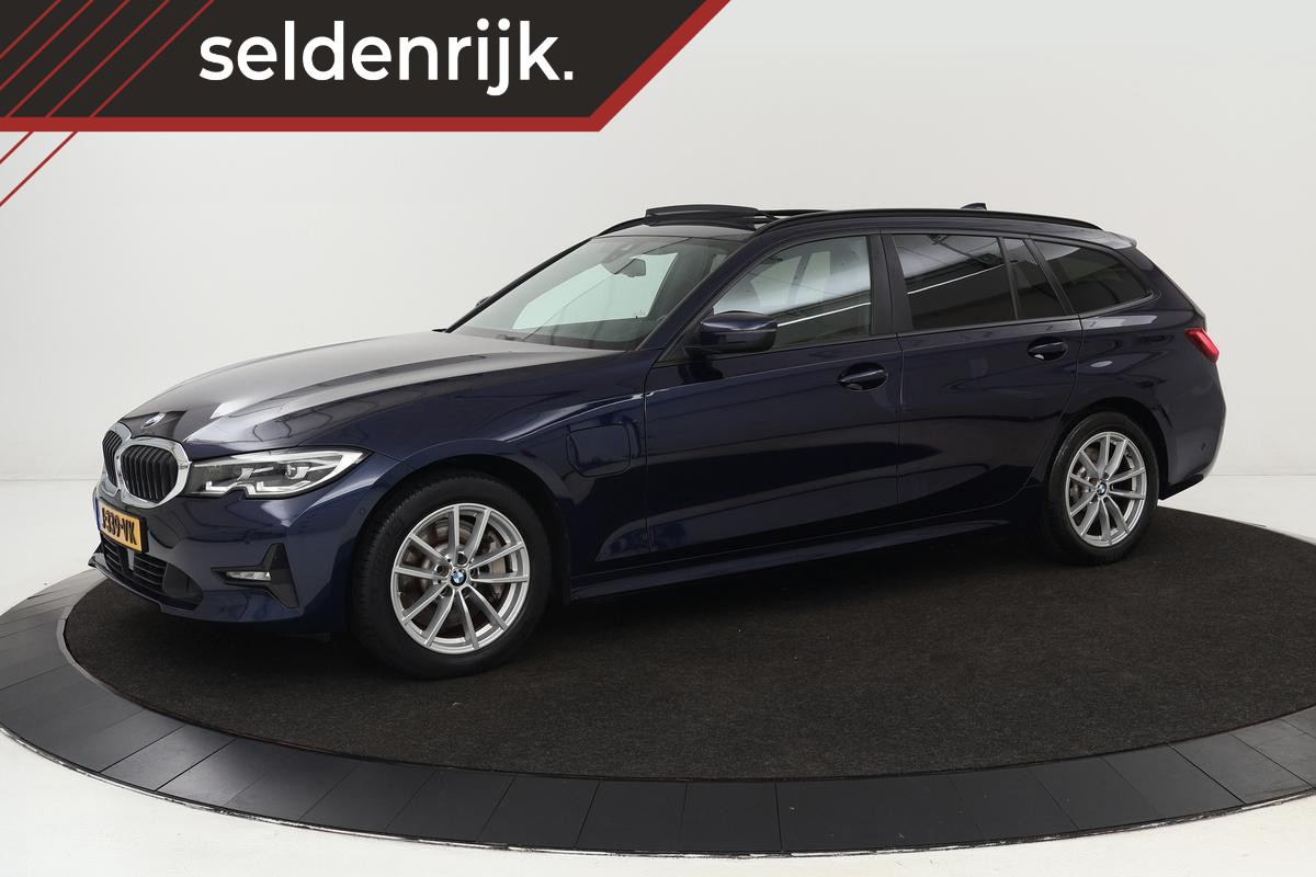 BMW 3-serie 330e eDrive Edition | Panoramadak | Head-Up | Adaptive cruise | Leder | Stoelverwarming | Carplay | Sfeerverlichting | Full LED | Navigatie | Park Assist