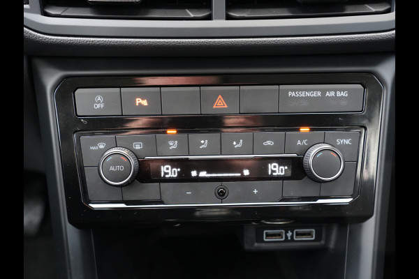 Volkswagen T-Cross 1.0 TSI Life Business | Navigatie | Climate Control | Adaptive Cruise