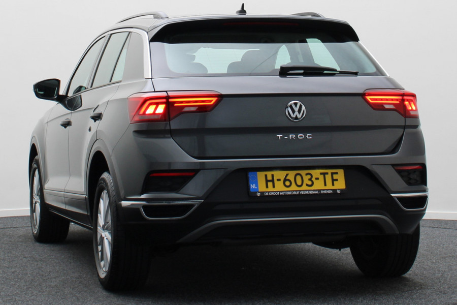 Volkswagen T-Roc 1.0 TSI Style Climate, ACC, Apple Carplay, Rijstrooksensor, PDC, 16''