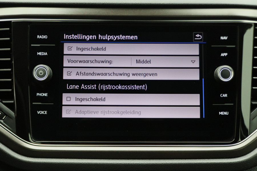 Volkswagen T-Roc 1.0 TSI Style Climate, ACC, Apple Carplay, Rijstrooksensor, PDC, 16''