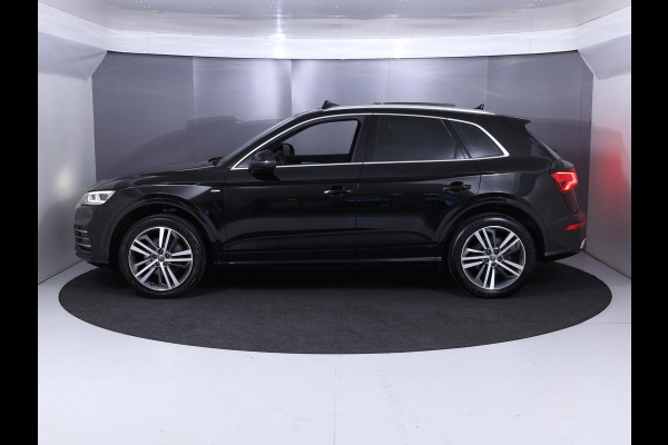 Audi Q5 2.0 TFSI quattro Launch Edition 250pk | Panoramadak| Alarm | 20'LM-velgen| Camera | Trekhaak |