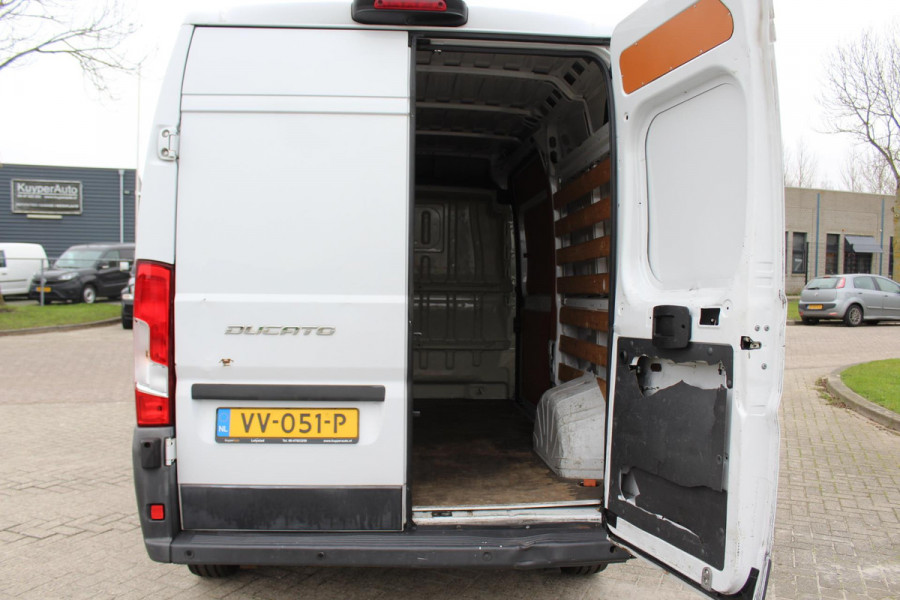 Fiat Ducato 33 2.3 MultiJet L2H2 NAP NAVI CAMERA CLIMA SENSOREN MULTIMEDIA