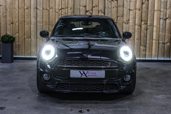 MINI 2.0 Cooper S JCW *Camera*Harman/Kardon*Keyless*Stoelverwarming*