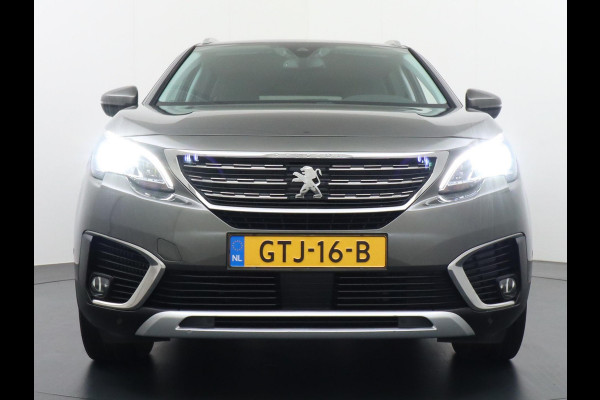 Peugeot 5008 1.5 HDI Allure 7PL VAN: 24.900,- VOOR 21.877,- EINDEJAARSVOORDEEL: 3.023,- | STOELVERWARMING | CAMERA | NAVIBYCARPLAY