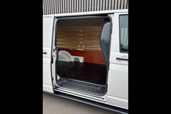 Volkswagen Transporter 2.0 TDI L2 Comfortline / Airco / Cruise