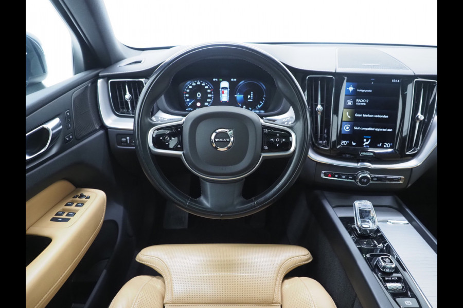 Volvo XC60 2.0 Recharge T8 AWD Inscription | Luchtvering | Panoramadak | Pilot Assist | 360 | Trekhaak