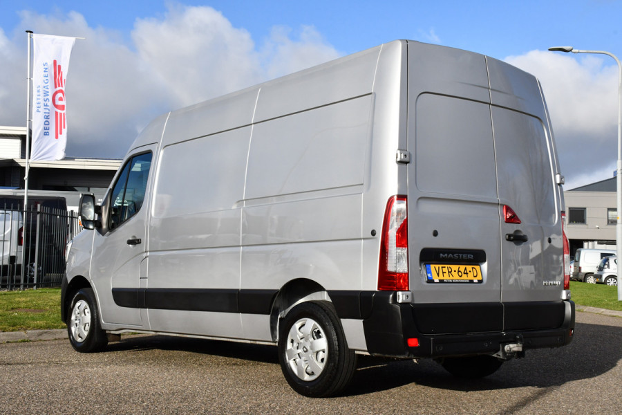 Renault Master T33 2.3 dCi 135 L2H2 Camera, Multimedia, Sensoren, 135PK, Airco, Zie omschrijving!