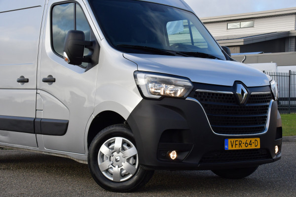 Renault Master T33 2.3 dCi 135 L2H2 Camera, Multimedia, Sensoren, 135PK, Airco, Zie omschrijving!