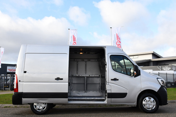 Renault Master T33 2.3 dCi 135 L2H2 Camera, Multimedia, Sensoren, 135PK, Airco, Zie omschrijving!