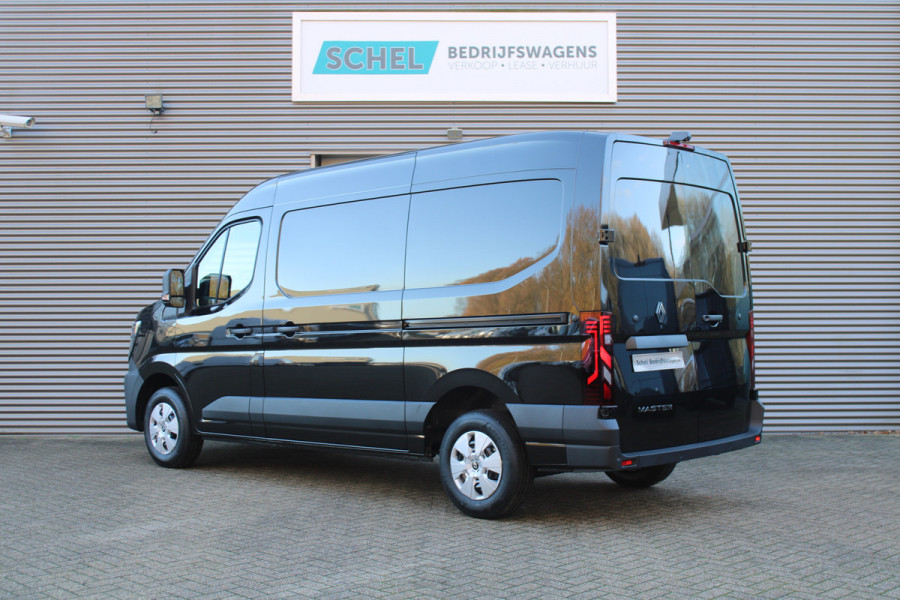 Renault Master T35 2.0 dCi 170pk L2H2 Extra - 2x Schuifdeur - Navigatie - Blind Spot - Camera - Stoelverwarming - Verwarmde voorruit - Rijklaar