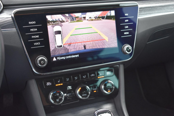 Škoda Superb Combi 1.5 TSI ACT | TREKHAAK | VIRTUAL DASHBOARD | STOELVERWARMING | NAP | APPLE CARPLAY | ANDROID AUTO