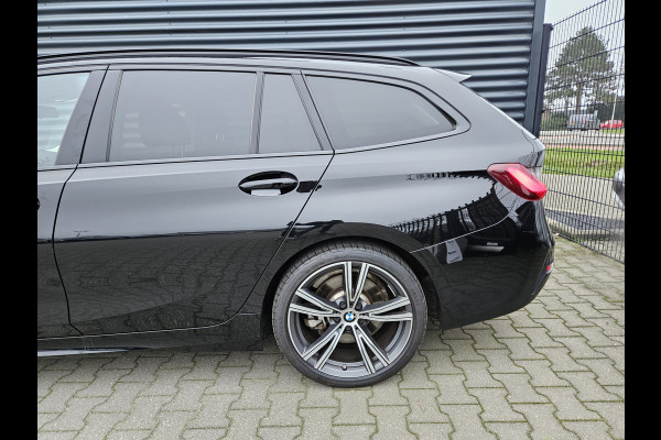 BMW 3 Serie Touring 320e M Sportline Plug In Hybrid Dealer O.H PHEV | Laser LED | Head Up | Keyless | 19"L.M | Apple Carplay | Sfeerverlichting |  Navi Pro |