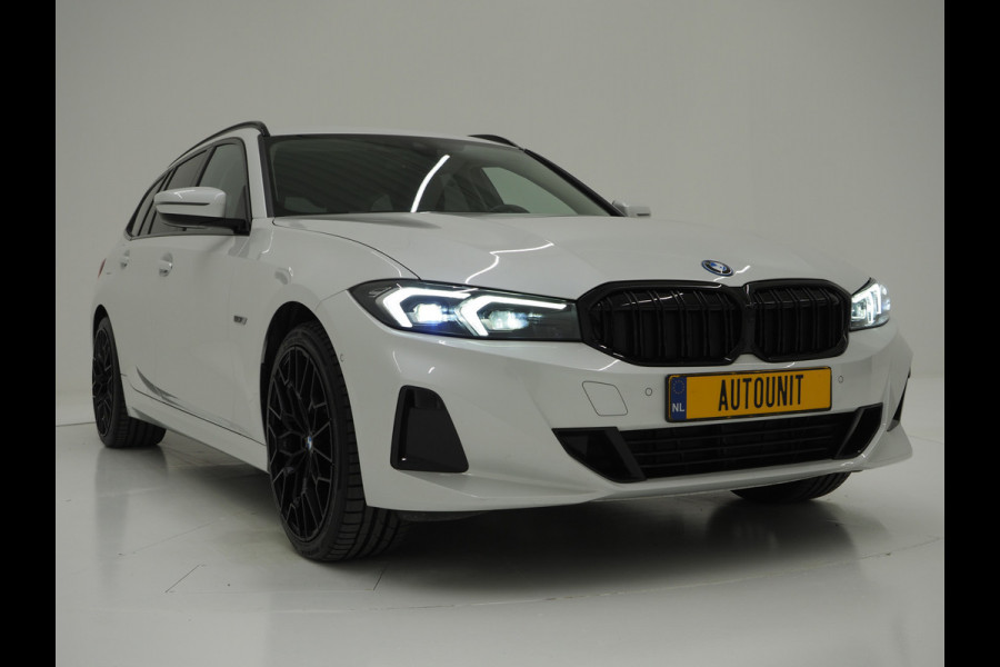 BMW 3 Serie Touring 320e LCI Shadow | Camera | Sportstoelen | LED | Dodehoek | Carplay