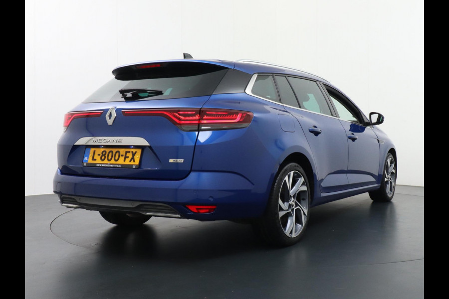 Renault MEGANE Estate 1.6 E-Tech Plug-In Hybrid R.S. Line | ORIG. NL. NAP KM. | RIJKLAARPRIJS