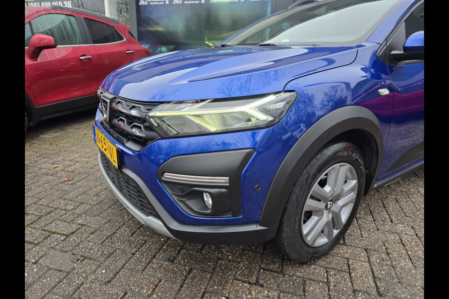 Dacia Sandero 1.0 TCe 100 Bi-Fuel Essential | 1E EIGENAAR | 12MND GARANTIE | NL AUTO | LPG-G3 | CRUISE | CLIMA | PDC |