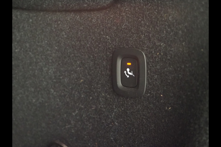 Volvo XC40 1.5 T5 Recharge Bright | Keyless | Stoel/Stuurverwarming | Carplay | Camera | Trekhaak