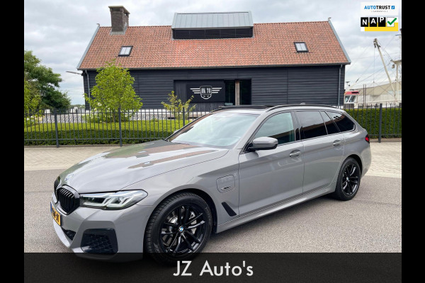 BMW 5 Serie Touring 530e Edition-Plus M Sport Panodak Laserled HUD Harman Kardon 360"Camera