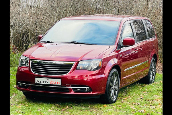 Chrysler Grand Voyager S/Sport Black Edition 3.6 V6 Stow&Go/Limited/3XTV/DVD