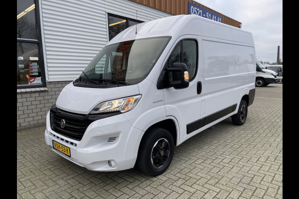 Fiat Ducato 30 2.3 MultiJet L2H2 / vaste prijs rijklaar € 20.950 ex btw / lease vanaf € 375 / cruise en climate control / euro 6 / achteruit rijcamera / navigatie !