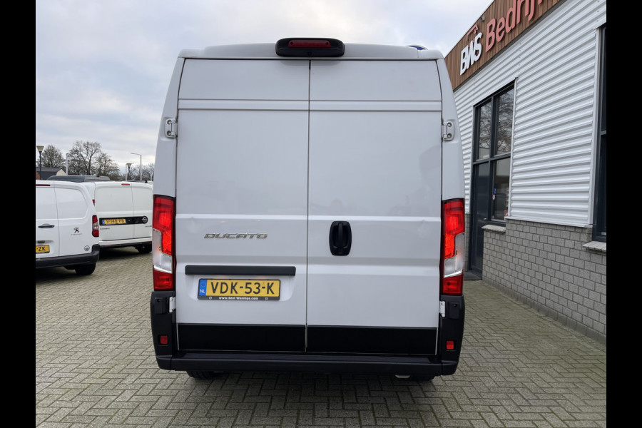 Fiat Ducato 30 2.3 MultiJet L2H2 / vaste prijs rijklaar € 20.950 ex btw / lease vanaf € 375 / cruise en climate control / euro 6 / achteruit rijcamera / navigatie !