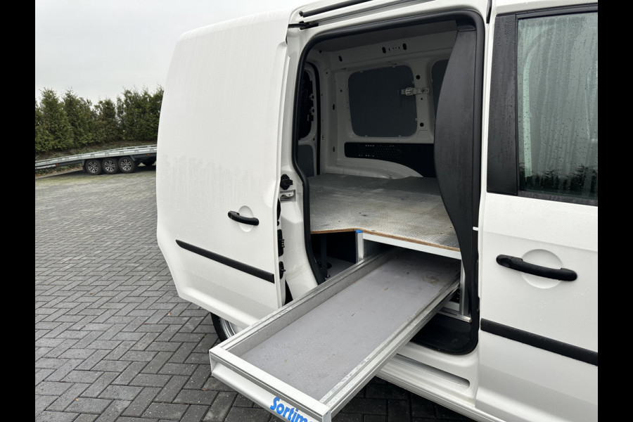 Volkswagen Caddy 2.0 TDI / L1H1 / SORTIMO INRICHTING / AIRCO / CRUISE / NAVIGATIE / APPLE CARPLAY / ANDROID AUTO