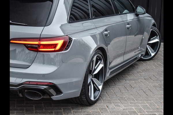 Audi A4 Avant 2.9 TFSI RS 4 QUATTRO | BLACK - OPTIC | CARBON DETAILS | B&O SOUND | HEAD-UP | CAMERA | KERAMISCHE REMMEN | DYNAMIC PACK P