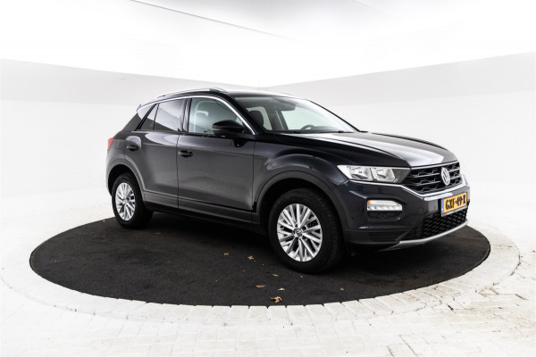 Volkswagen T-Roc 1.0 TSI Style Navigatie, Apple carplay, Lmv,