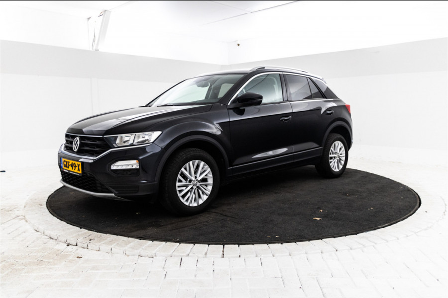 Volkswagen T-Roc 1.0 TSI Style Navigatie, Apple carplay, Lmv,