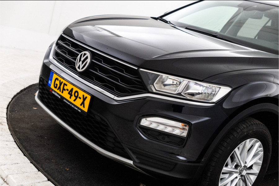 Volkswagen T-Roc 1.0 TSI Style Navigatie, Apple carplay, Lmv,