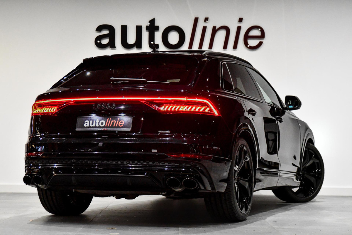 Audi Q8 55 TFSI e Quattro 3x S-Line, Pano, Softclose, Luchtv, ACC, Keyless, Matrix, 23'', Dodeh, Camera, Stuurvw!